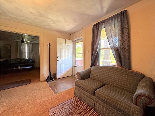 3003 Riverside Dr, Penn Twp, PA 15623