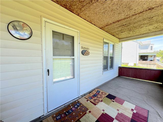 3003 Riverside Dr, Penn Twp, PA 15623