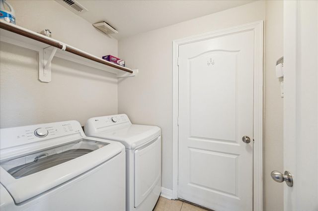 18627 Walden Glen Circle, Humble, TX 77346