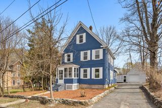 5 Fells Ave, Milford, MA 01757