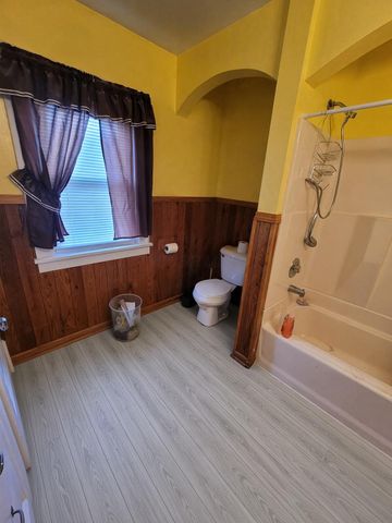 24 N Hazelwood Avenue, Newark, OH 43055