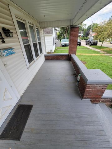 24 N Hazelwood Avenue, Newark, OH 43055