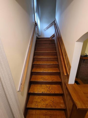 24 N Hazelwood Avenue, Newark, OH 43055