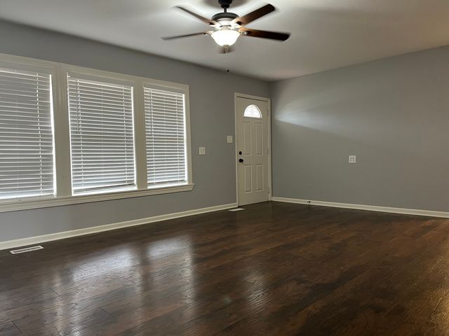302 Freehauf Street, Lemont, IL 60439