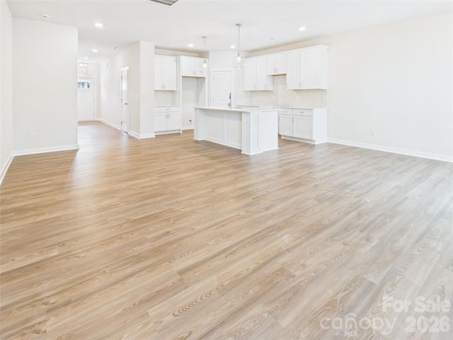 311 E King Street 04, Kings Mountain, NC 28086