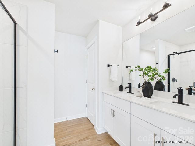 311 E King Street 04, Kings Mountain, NC 28086