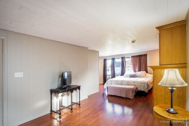 54 Covington Drive, West Seneca, NY 14220