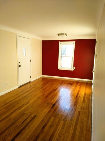 31948 Dover Street, Garden City, MI 48135