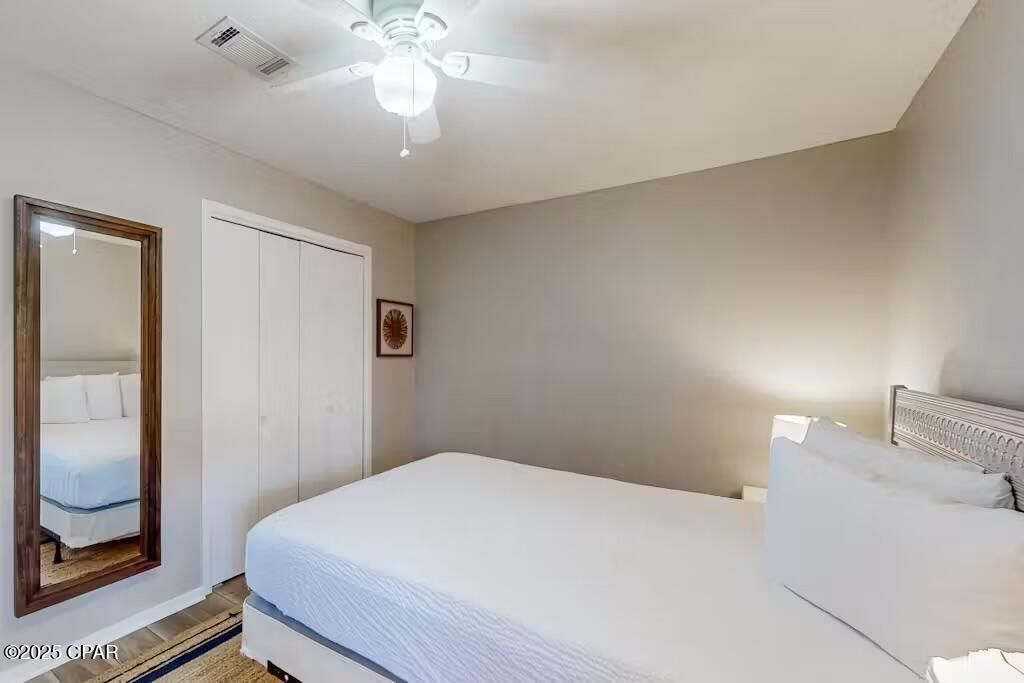 Image 16 of property listing at 17614 Front Beach Road 8D, Panama City Beach, FL 32413