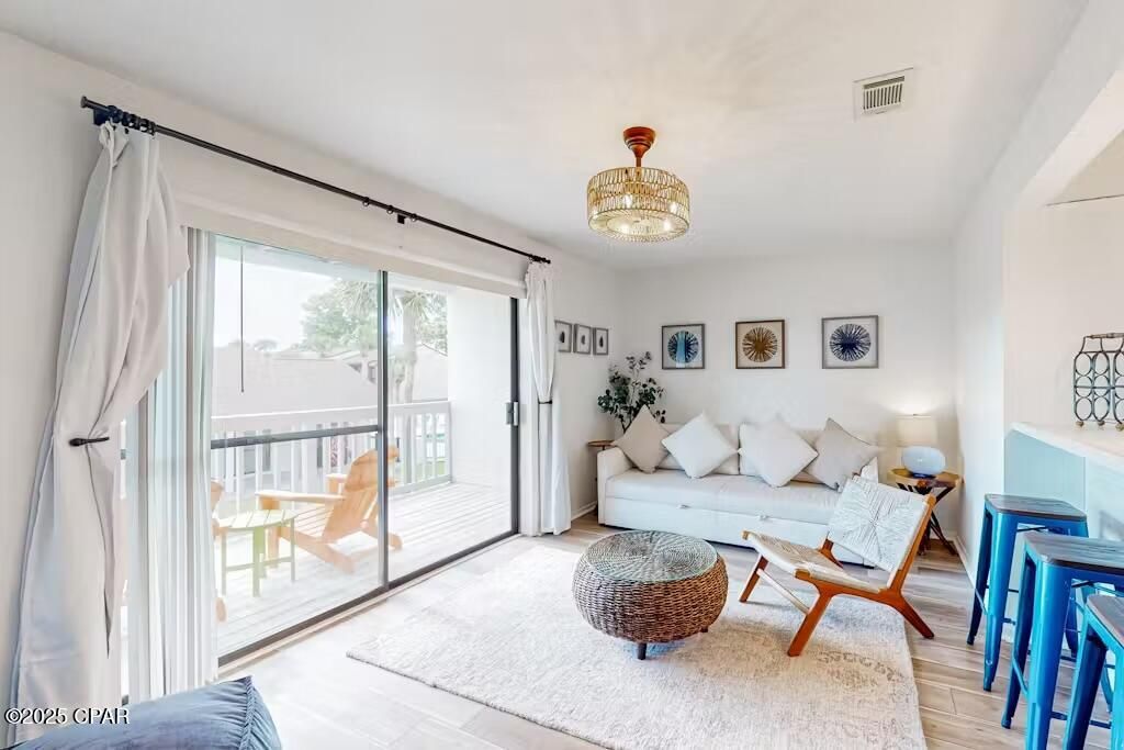 Image 5 of property listing at 17614 Front Beach Road 8D, Panama City Beach, FL 32413