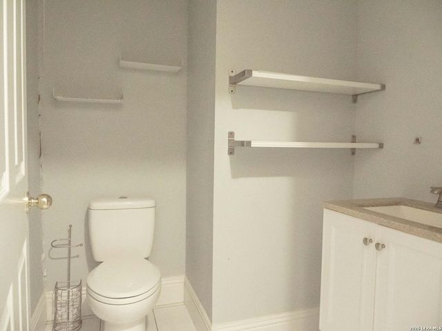 1725 W craig, San Antonio, TX 78201