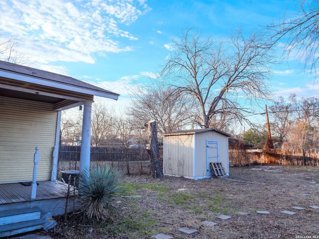 1725 W craig, San Antonio, TX 78201