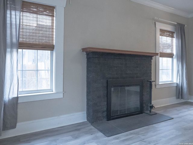 1725 W craig, San Antonio, TX 78201