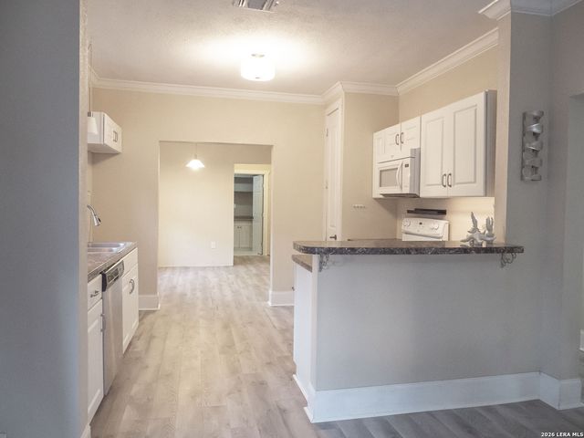 1725 W craig, San Antonio, TX 78201