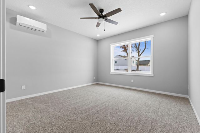 630 7th Avenue NE, Isanti, MN 55040