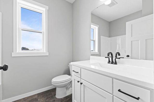 630 7th Avenue NE, Isanti, MN 55040