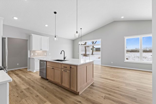 630 7th Avenue NE, Isanti, MN 55040