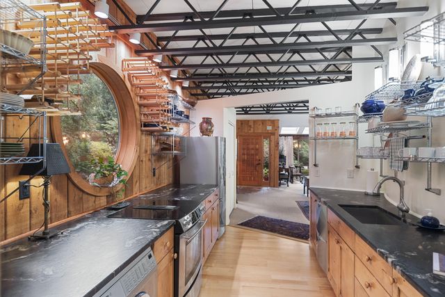 3820 Hiawatha Drive, Michiana Shores, IN 46360