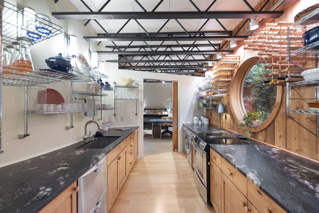 3820 Hiawatha Drive, Michiana Shores, IN 46360