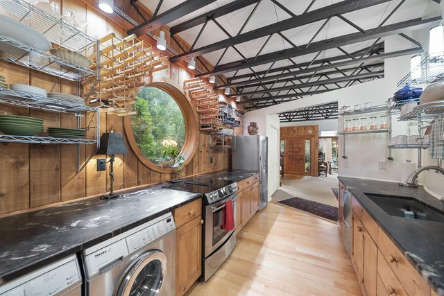 3820 Hiawatha Drive, Michiana Shores, IN 46360