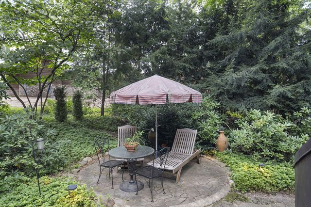 3820 Hiawatha Drive, Michiana Shores, IN 46360