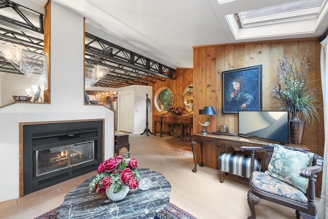 3820 Hiawatha Drive, Michiana Shores, IN 46360