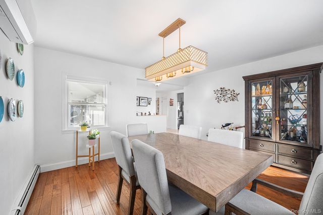 36 Brian Street, New Hyde Park, NY 11040