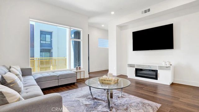 16372 Moonstone Circle, Tustin, CA 92782