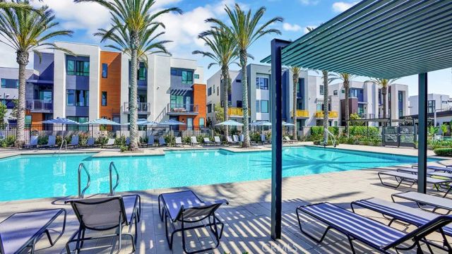 16372 Moonstone Circle, Tustin, CA 92782
