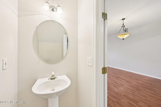 7508 SCARLET IBIS Lane, Jacksonville, FL 32256