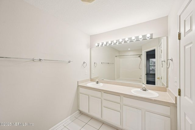 7508 SCARLET IBIS Lane, Jacksonville, FL 32256