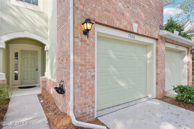 7508 SCARLET IBIS Lane, Jacksonville, FL 32256