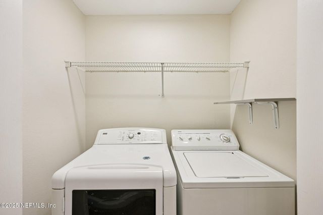 7508 SCARLET IBIS Lane, Jacksonville, FL 32256