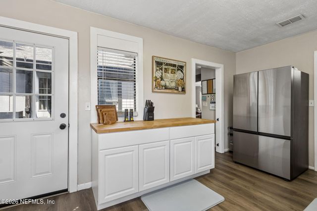 4816 RIVERDALE Road, Jacksonville, FL 32210