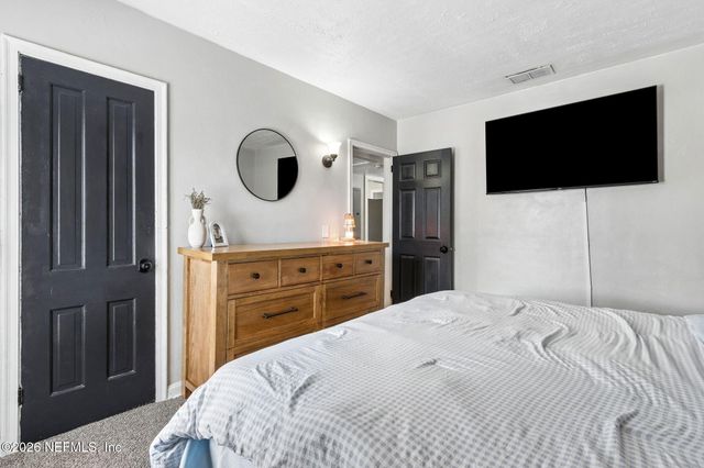 4816 RIVERDALE Road, Jacksonville, FL 32210