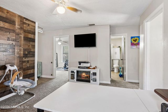 4816 RIVERDALE Road, Jacksonville, FL 32210