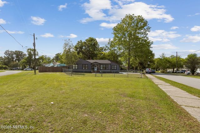 4816 RIVERDALE Road, Jacksonville, FL 32210
