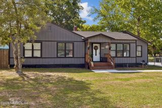 4816 RIVERDALE Road, Jacksonville, FL 32210
