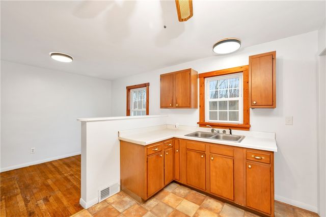 114 Hall Rd, Findley Twp, PA 16137