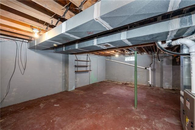 114 Hall Rd, Findley Twp, PA 16137