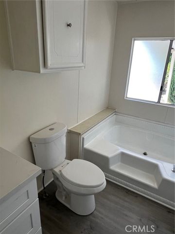 24303 Woolsey Canyon Road 4, West Hills (los Angeles), CA 91304