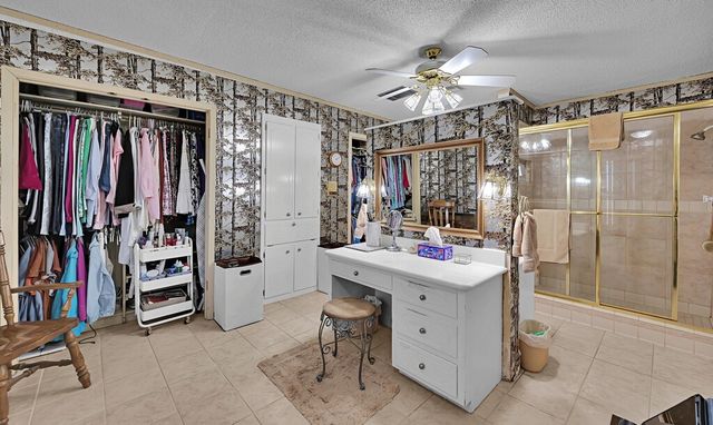 2166 Greig Drive, Robinson, TX 76706