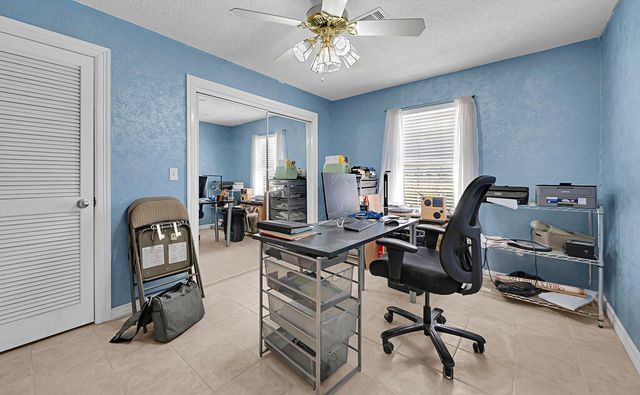 2166 Greig Drive, Robinson, TX 76706