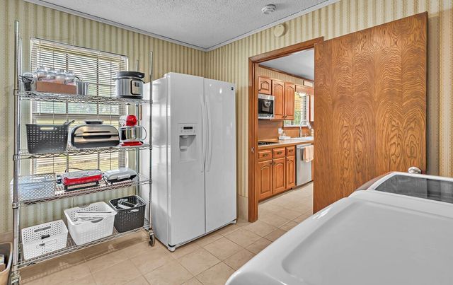 2166 Greig Drive, Robinson, TX 76706