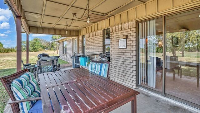 2166 Greig Drive, Robinson, TX 76706