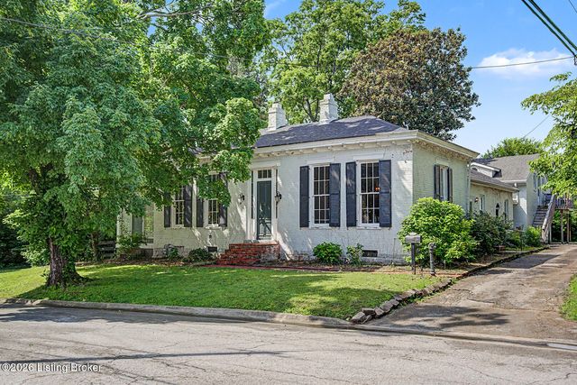 3606 College Dr, Jeffersontown, KY 40299