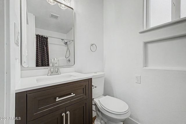 8624 E EDGEWOOD Avenue, Mesa, AZ 85208