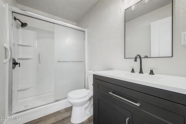 8624 E EDGEWOOD Avenue, Mesa, AZ 85208