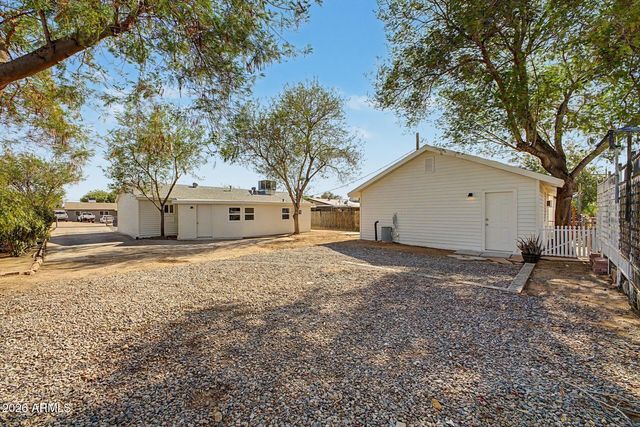 8624 E EDGEWOOD Avenue, Mesa, AZ 85208