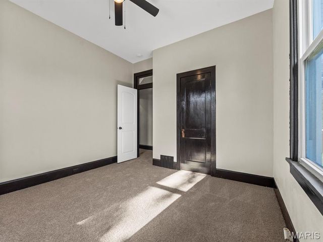 406 Lebanon Avenue, Belleville, IL 62220